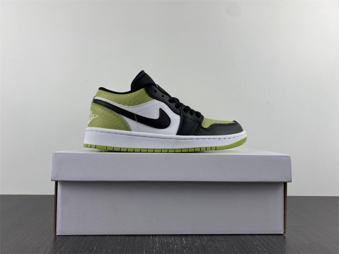 air jordan 1 low snakeskin vivid green dx4446-301