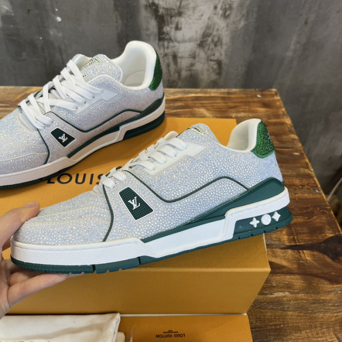 l0vt sneakers