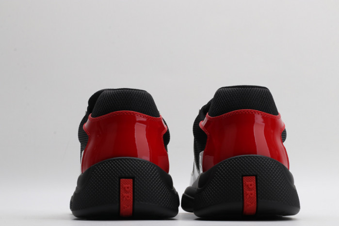 Pra*a SNEAKER P008