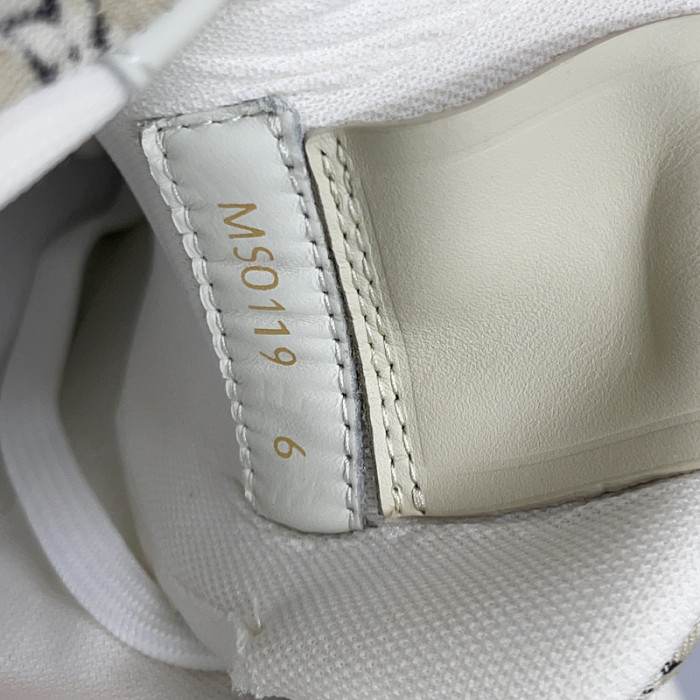 l0vt sneakers