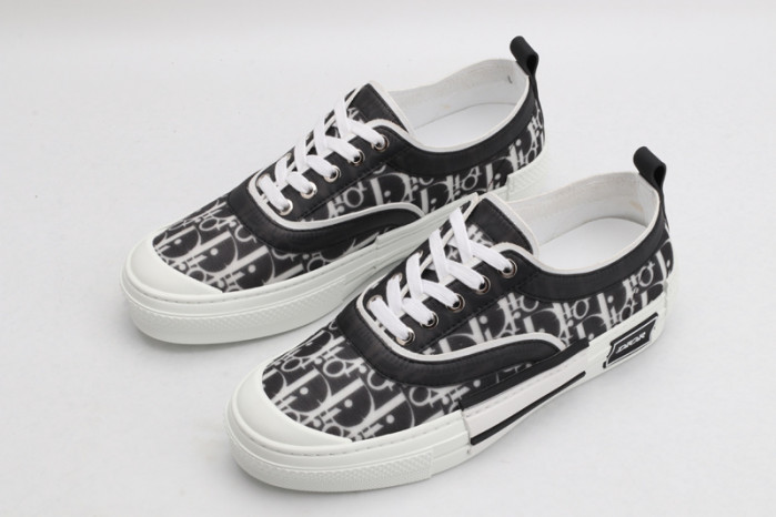 D*0r B23 LOW SNEAKERS D0271