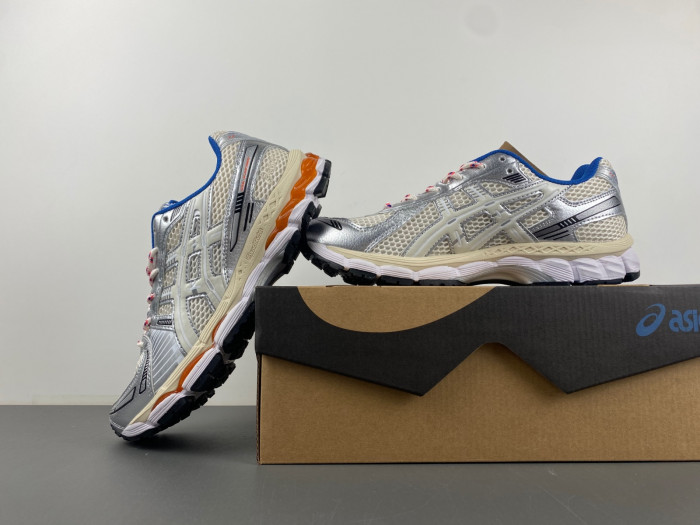 As*ic*s GEL-KAYANO 1203A555-101