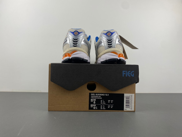 As*ic*s GEL-KAYANO 1203A555-101
