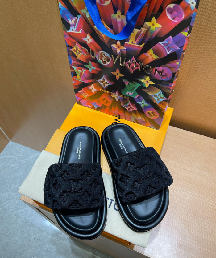 l0vt sneakers
