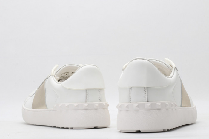 valentino sneakers v105