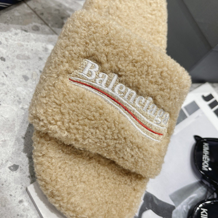 Ba*len*cia*ga Sandals W3R83 4700