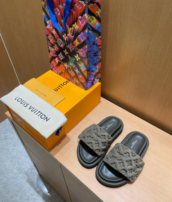 l0vt sneakers