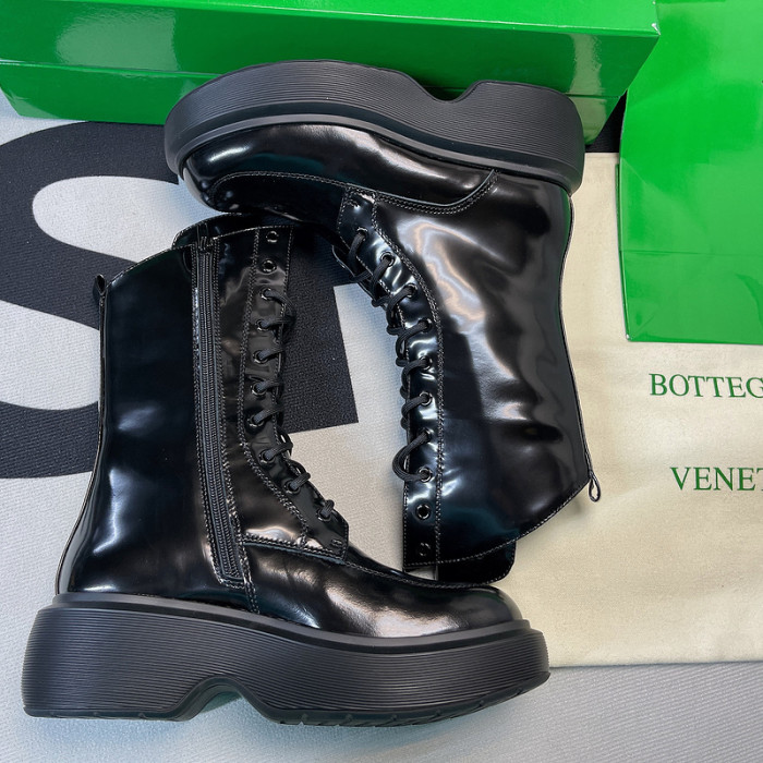 Bo*te*ga Ve*ne*ta BV034