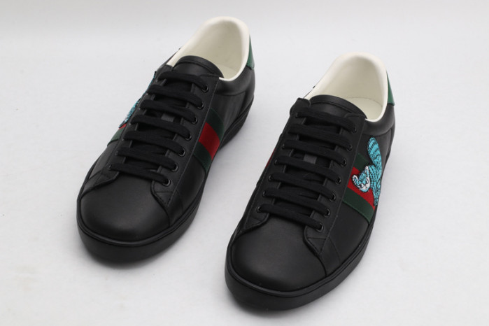 g*u*i ace embroidered low-top sneaker g167