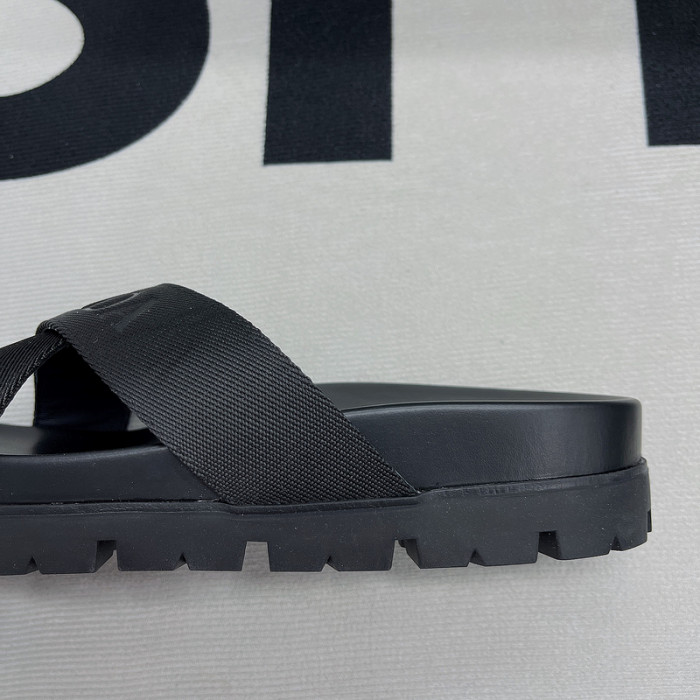pra*a sandals p067