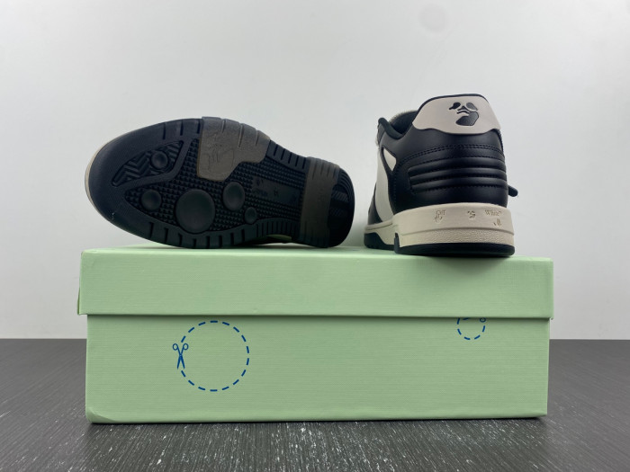 ow out of office lace-up sneakers ac3830-055