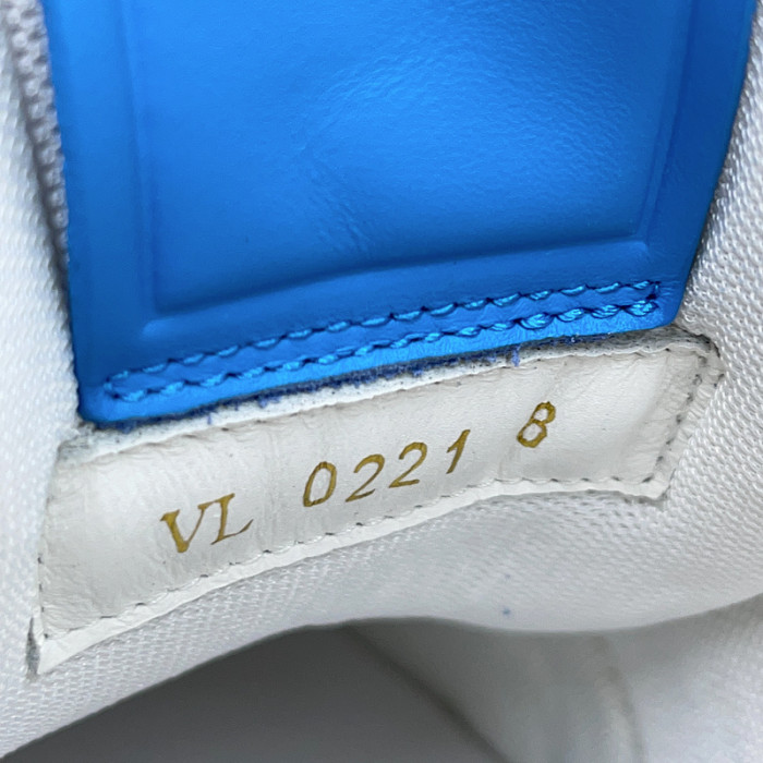 l0vt sneakers