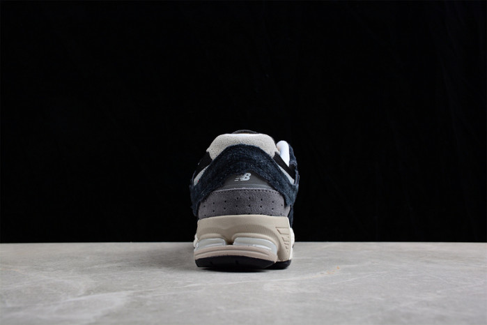 new balance 2002r protection pack black grey m2002rdj
