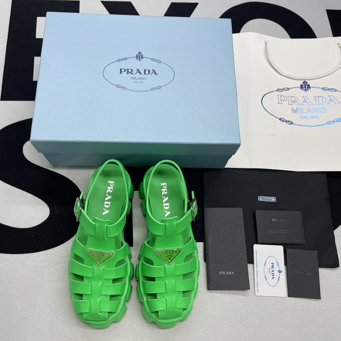 pra*a sandals p057