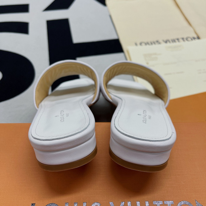 l0vt sneakers