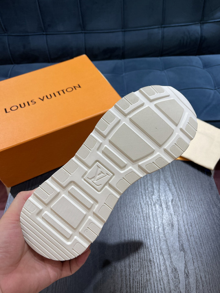l0vt sneakers
