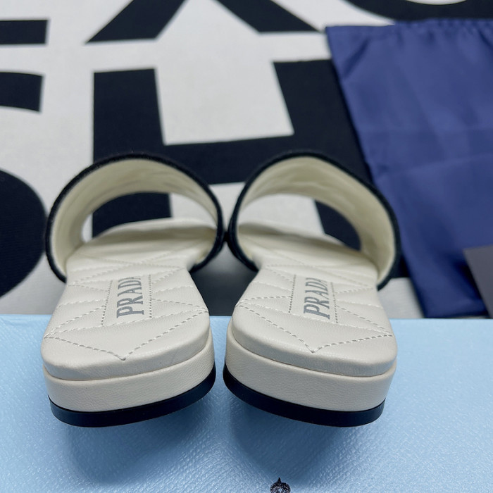 pra*a sandals p066
