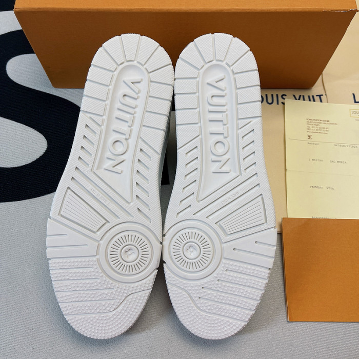 l0vt sneakers