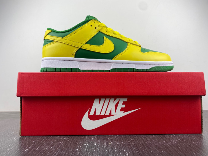nike dunk low reverse brazil dv0833-300
