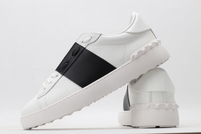 valentino sneakers v104