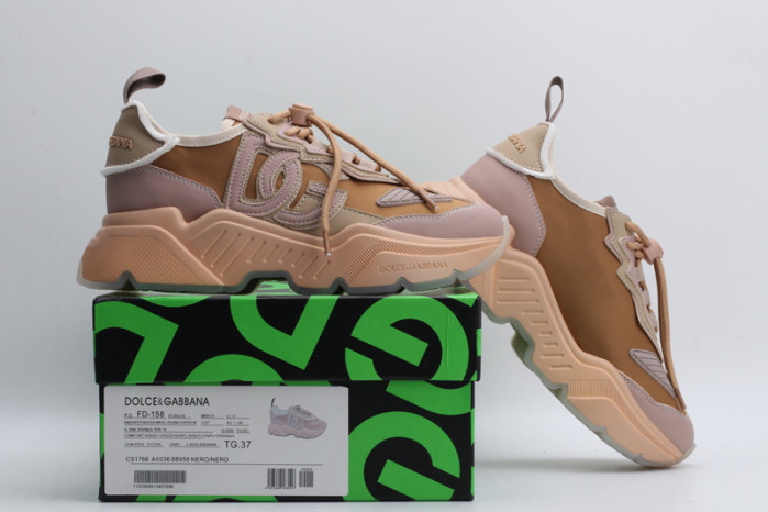 d&g sneakaer d010