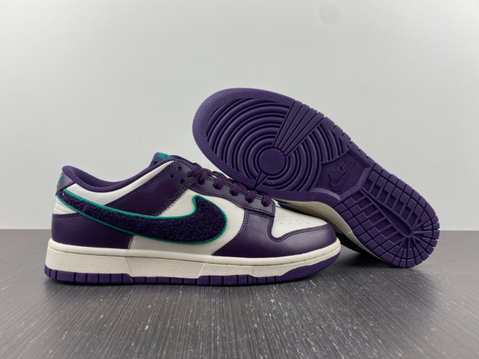 nike dunk low “chenille s*h” dq7683-100