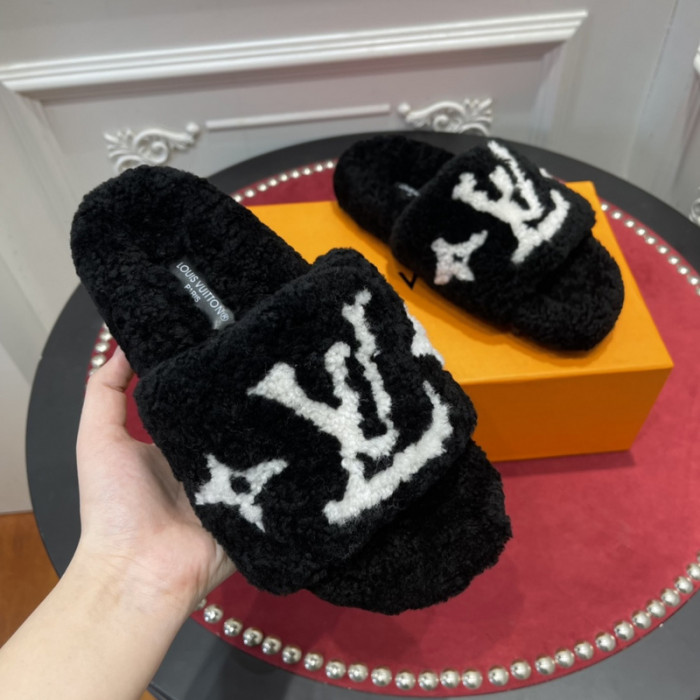 l0vt sneakers