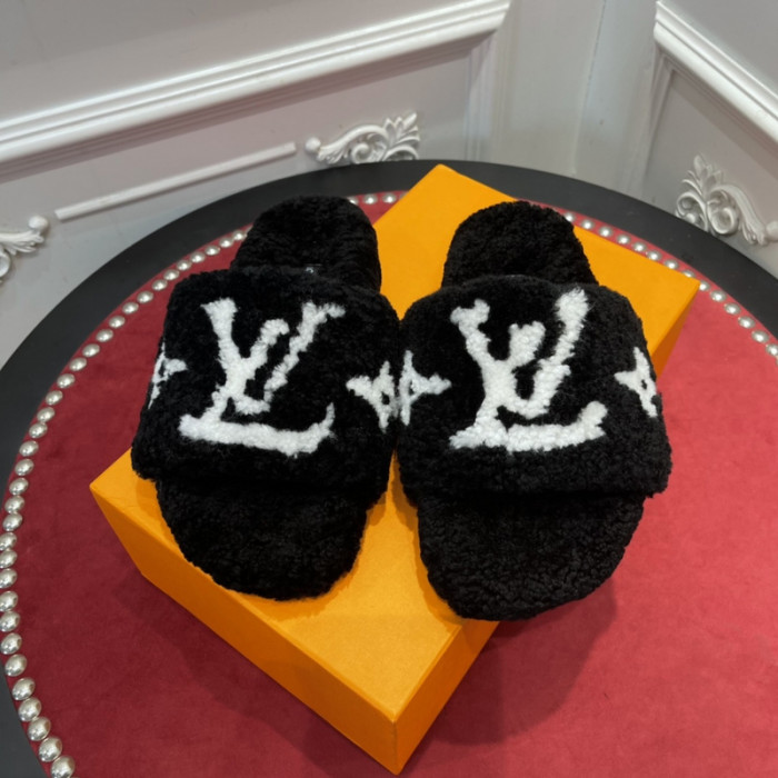 l0vt sneakers