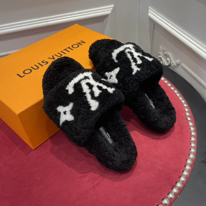 l0vt sneakers