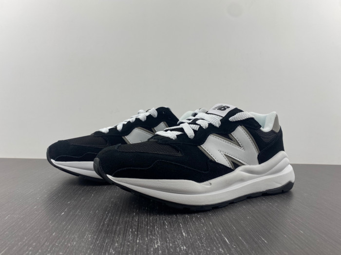 new balance 57/40 team black m5740cb