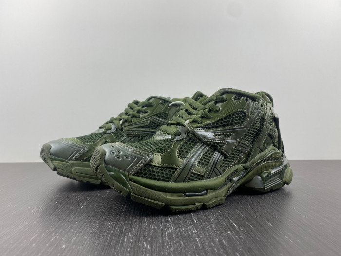 Ba*len*cia*ga runner w1rn3 2025
