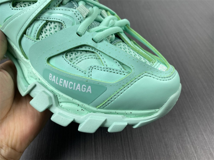 Ba*len*cia*ga TRACK W3FE3 3000
