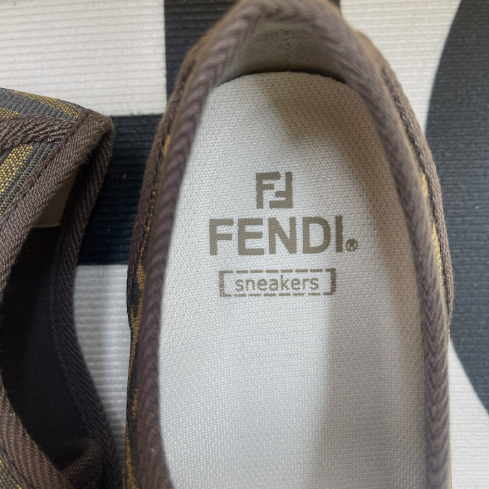 F**di SNEAKERS F022