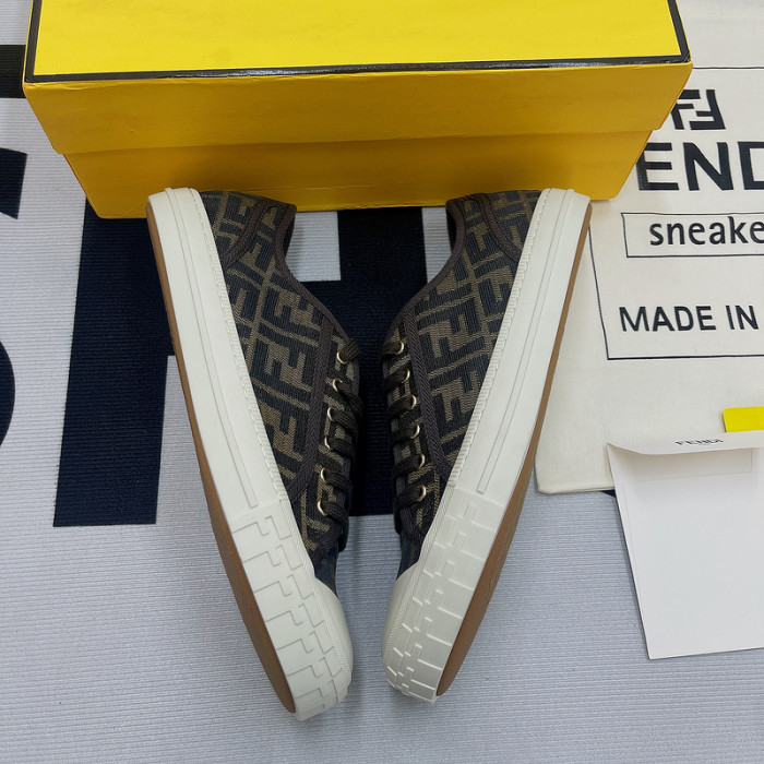 F**di SNEAKERS F022