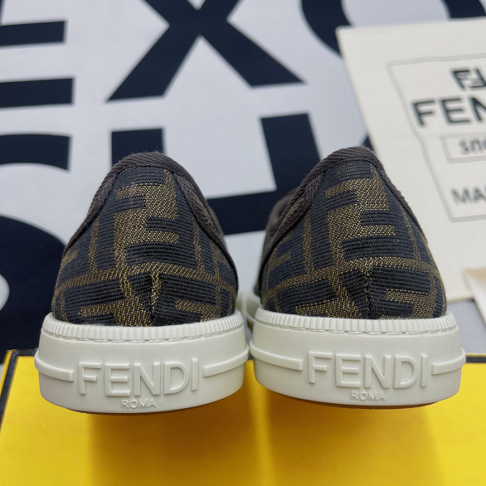 F**di SNEAKERS F022