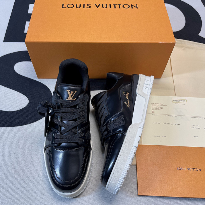l0vt sneakers