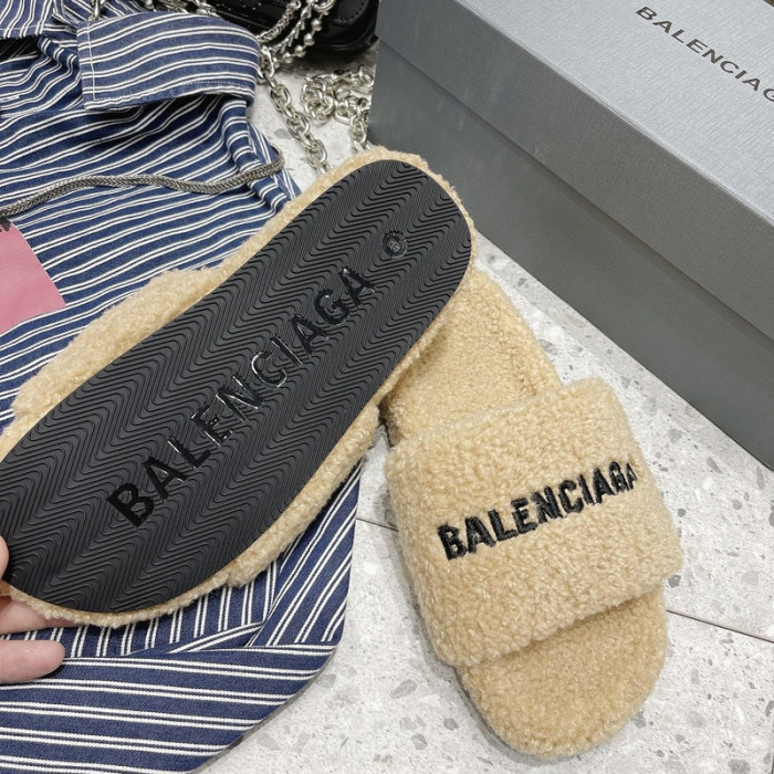 Ba*len*cia*ga Sandals W3R83 5200