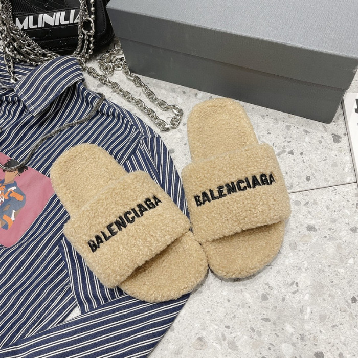 Ba*len*cia*ga Sandals W3R83 5200