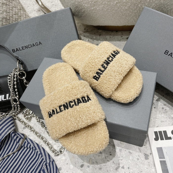 Ba*len*cia*ga Sandals W3R83 5200