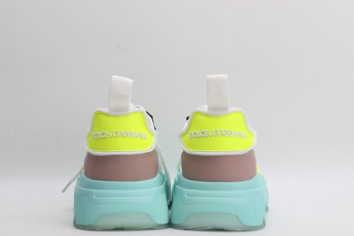 d&g sneakaer d009