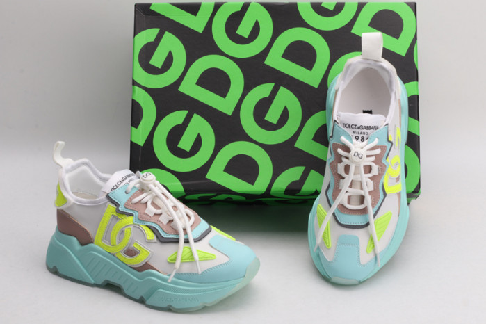 d&g sneakaer d009