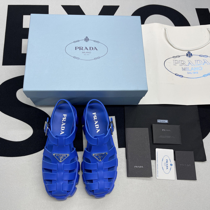 pra*a sandals p056