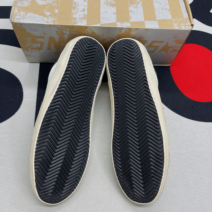 Golden Go*e S*per-Star SNEAKER GG05