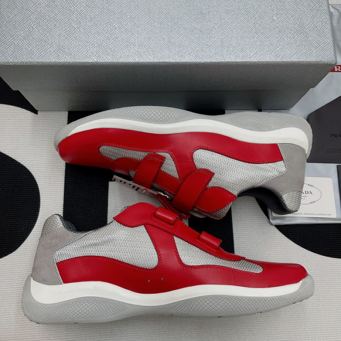 pra*a sneaker p046