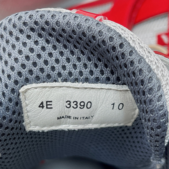 pra*a sneaker p046