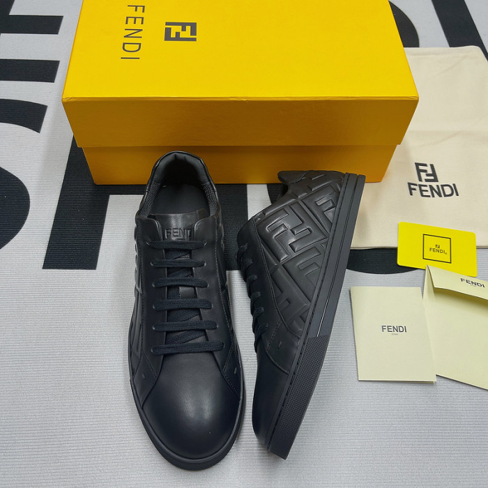 F**di SNEAKERS F021
