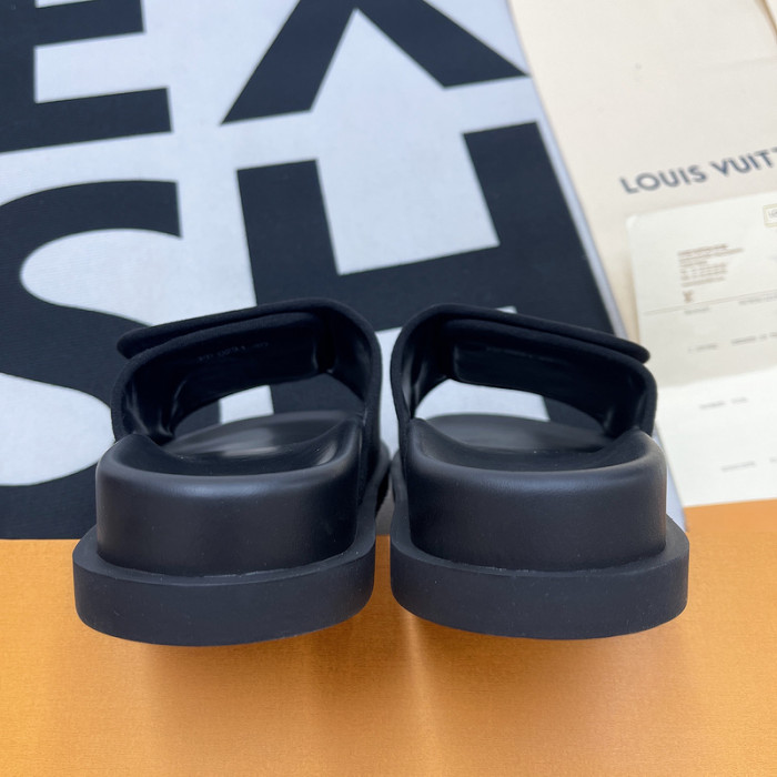 l0vt sneakers