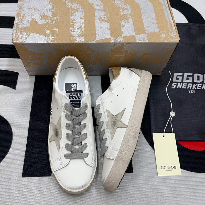 Golden Go*e S*per-Star SNEAKER GG03