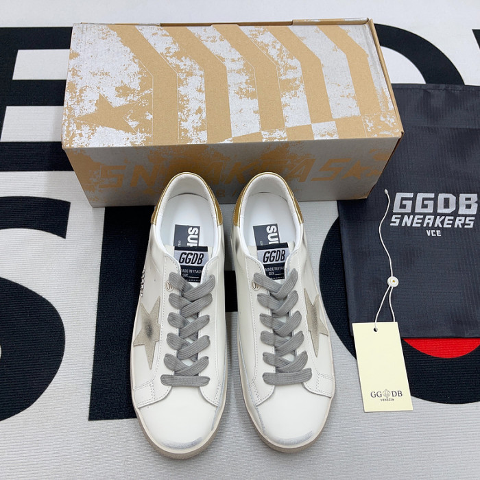 Golden Go*e S*per-Star SNEAKER GG03