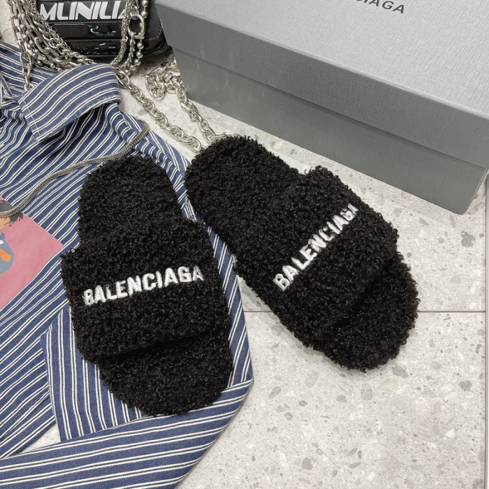 Ba*len*cia*ga Sandals W3R83 5000